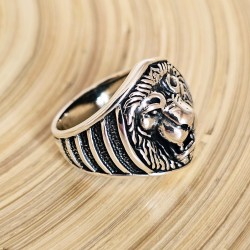 Aslan Figürlü 925 Ayar Gümüş Erkek Yüzük : 00097