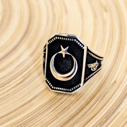 Ay Yıldız Figürlü 925 Ayar Gümüş Erkek Yüzük : 00230 Ay Yıldız Figürlü 925 Ayar Gümüş Erkek Yüzük : 00230