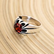 kırmızı zirkon taşlı 925 ayar gümüş erkek yüzük : 00460 kırmızı zirkon taşlı 925 ayar gümüş erkek yüzük : 00460