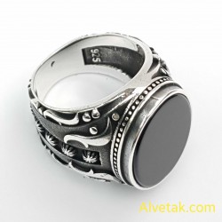 Siyah Oniks Taşlı 925 Ayar Gümüş Erkek Yüzük : 02564 Siyah Oniks Taşlı 925 Ayar Gümüş Erkek Yüzük : 02564
