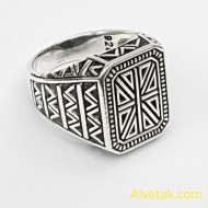 Desenli Dörtgen 925 Ayar Gümüş Erkek Yüzük : 02581
