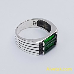 yeşil zirkon taşlı 925 ayar gümüş erkek yüzük : 02633 yeşil zirkon taşlı 925 ayar gümüş erkek yüzük : 02633