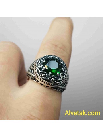 yeşil zirkon taşlı 925 ayar gümüş erkek yüzük : 02809 yeşil zirkon taşlı 925 ayar gümüş erkek yüzük : 02809