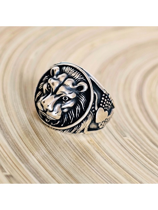 Aslan Figürlü 925 Ayar Gümüş Erkek Yüzük