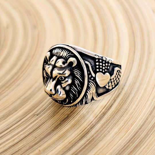 Aslan Figürlü 925 Ayar Gümüş Erkek Yüzük