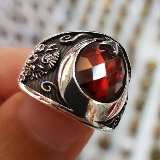 925 Ayar Kırmızı Zirkon Taşlı Ay yıldız Gümüş Erkek Yüzük : 00499