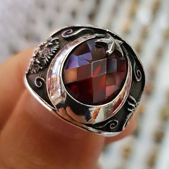 925 Ayar Kırmızı Zirkon Taşlı Ay yıldız Gümüş Erkek Yüzük : 00499