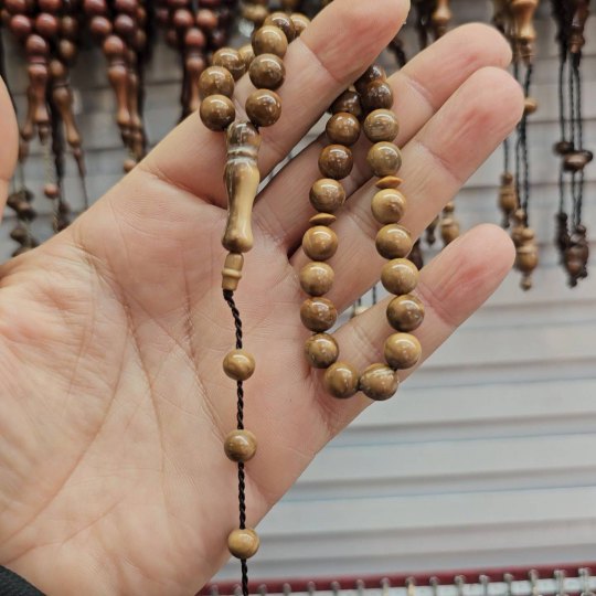 kuka tesbih, 33-lük, kararan ve parlayan tesbih: kuk005
