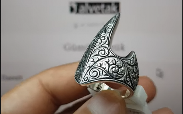 Gümüş Kararır mı? Gümüş Takıların Kararmasının Nedenleri ve Bakım Önerileri