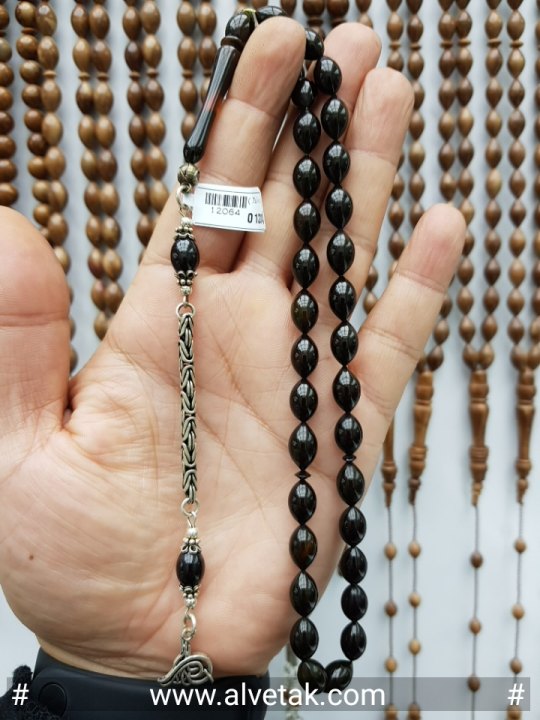 Siyah Renkli Gümüş Püsküllü Sıkma Kehribar Tesbih : 12064 Siyah Renkli Gümüş Püsküllü Sıkma Kehribar Tesbih : 12064