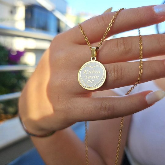 Kişiye Özel İsimli Kolye, Gold Renk, Kalp Şekilli, Paslanmaz Çelik, Küçük Model Kişiye Özel İsimli Kolye, Gold Renk, Kalp Şekilli, Paslanmaz Çelik, Küçük Model