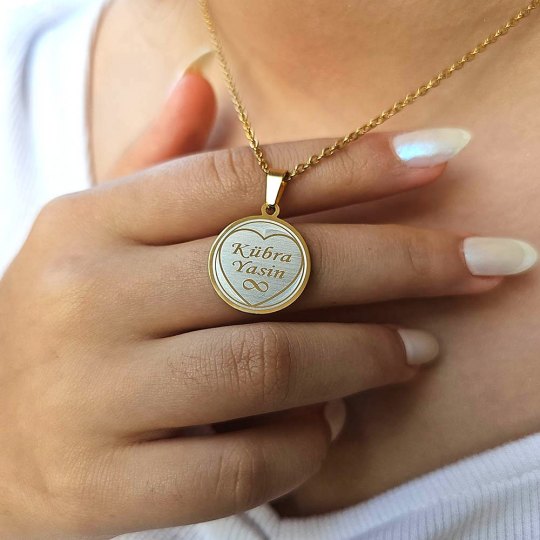 Kişiye Özel İsimli Kolye, Gold Renk, Kalp Şekilli, Paslanmaz Çelik, Küçük Model Kişiye Özel İsimli Kolye, Gold Renk, Kalp Şekilli, Paslanmaz Çelik, Küçük Model