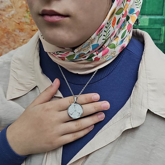 Felak Nas İhlas ve Kafirun, Gümüş Renk, Kararmaz Çelik Kolye, Küçük Model Felak Nas İhlas ve Kafirun, Gümüş Renk, Kararmaz Çelik Kolye, Küçük Model