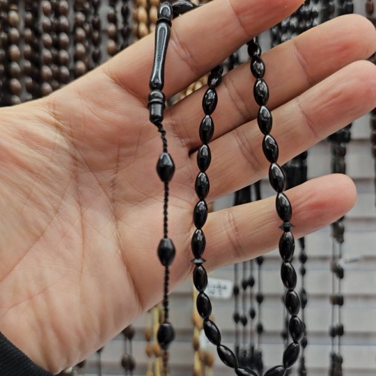 siyah kuka tesbih, 33-lük, kararan ve parlayan tesbih: kuk012