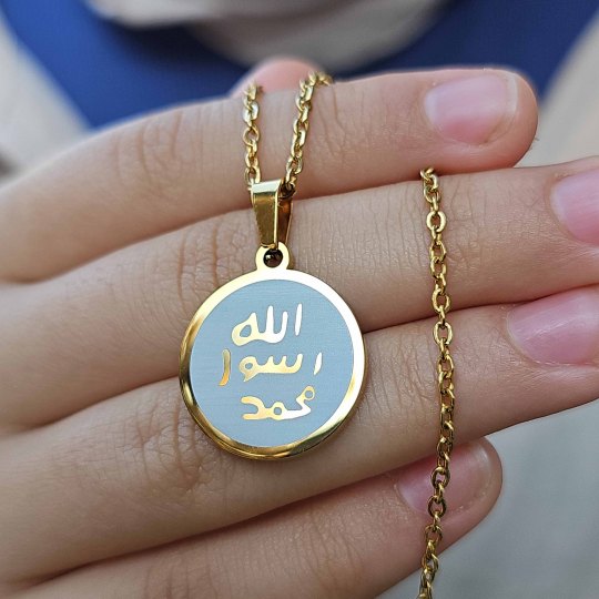 Mührü Şerif, Altın Renk, Kararmaz Çelik Kolye